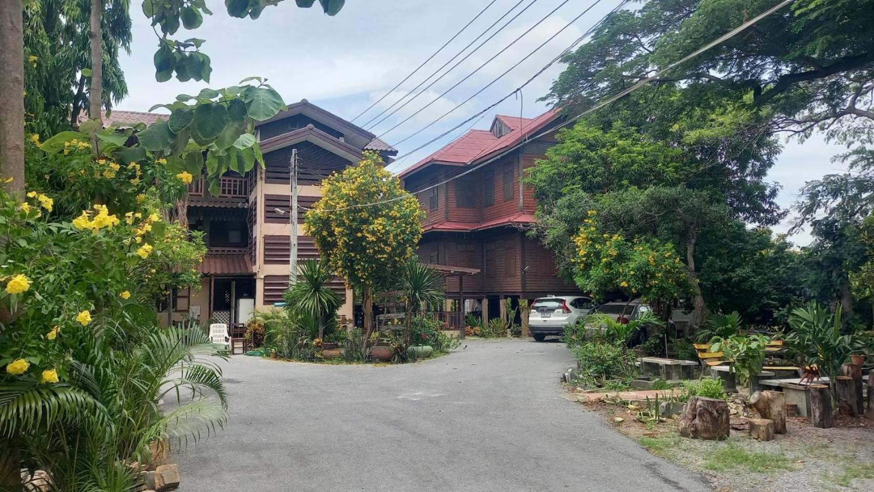 Baan Lotus Guest House Phra Nakhon Si Ayutthaya Dış mekan fotoğraf